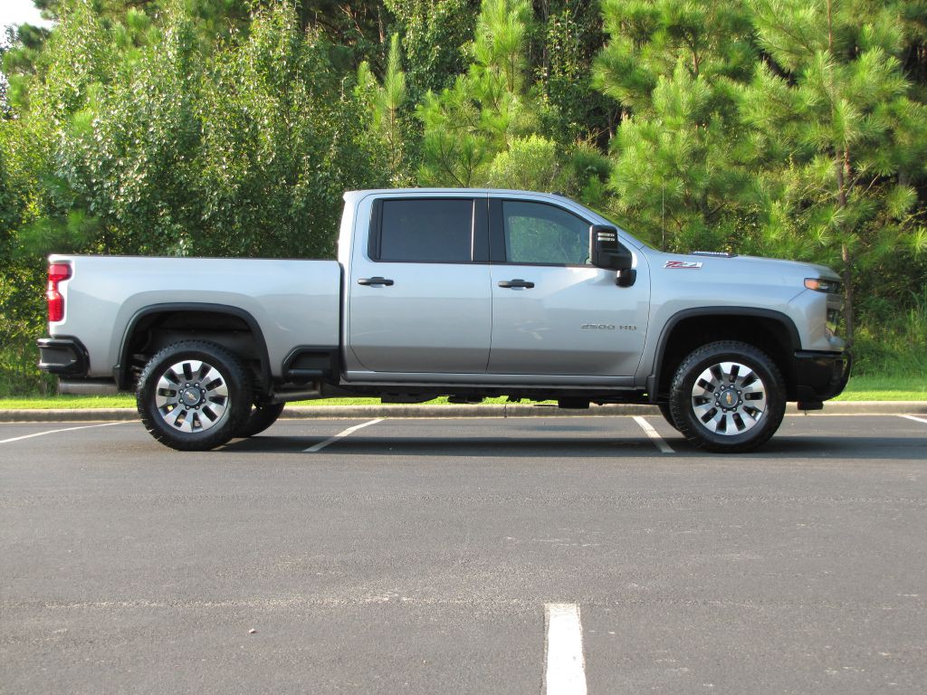 2026 Chevrolet Silverado 1500 Image 4