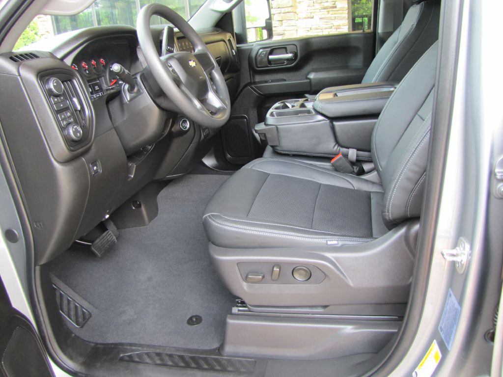 2026 Chevrolet Silverado 1500 Image 12