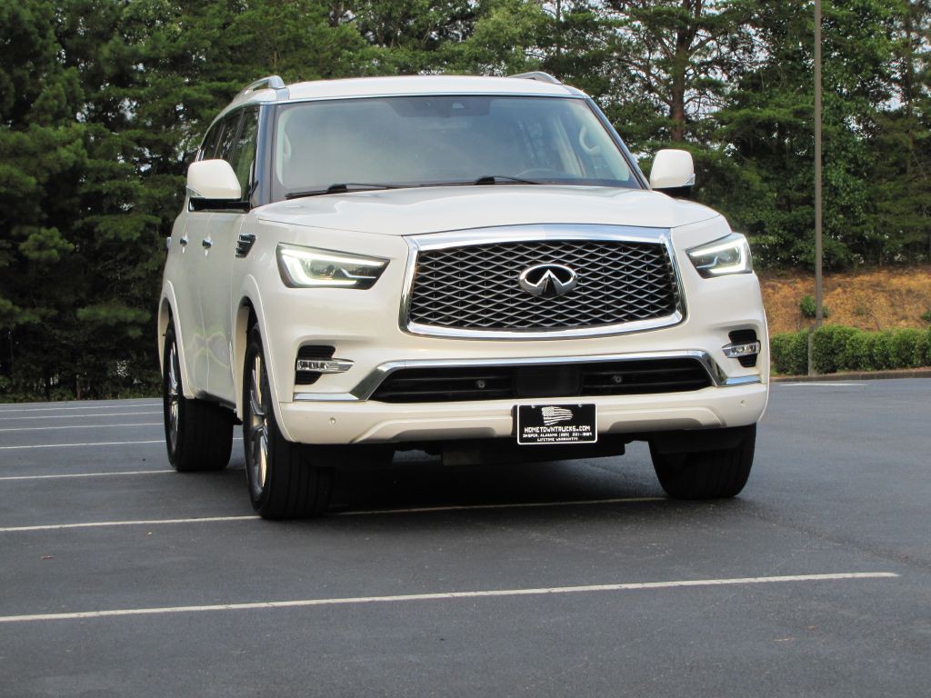 2023 INFINITI QX80 Image 9