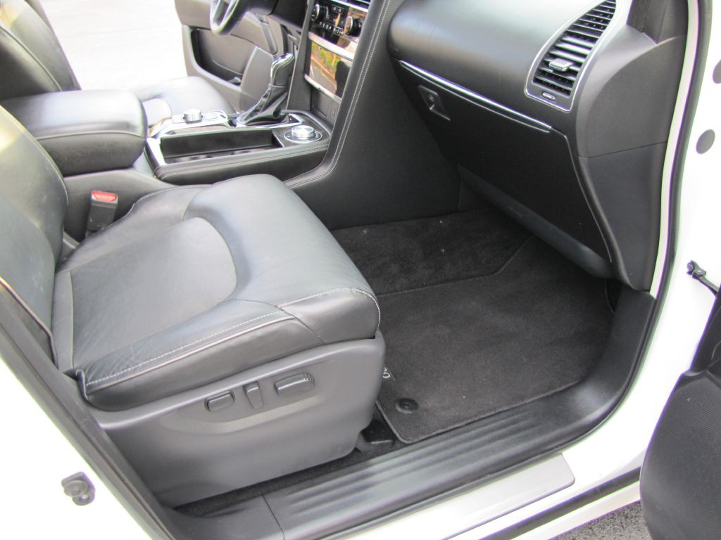 2023 INFINITI QX80 Image 22