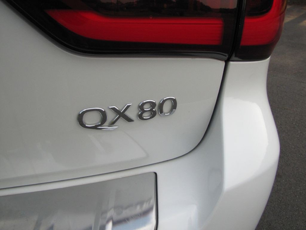 2023 INFINITI QX80 Image 30