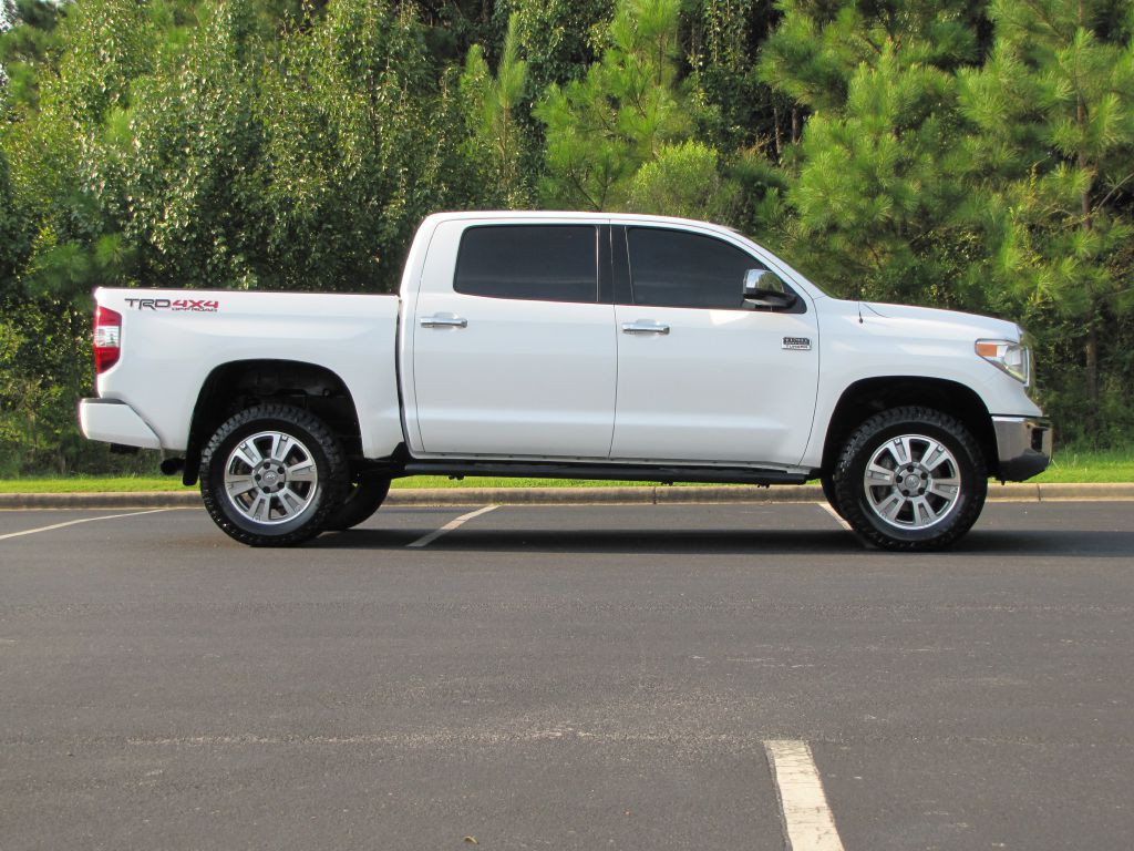 2016 Toyota Tundra Image 4