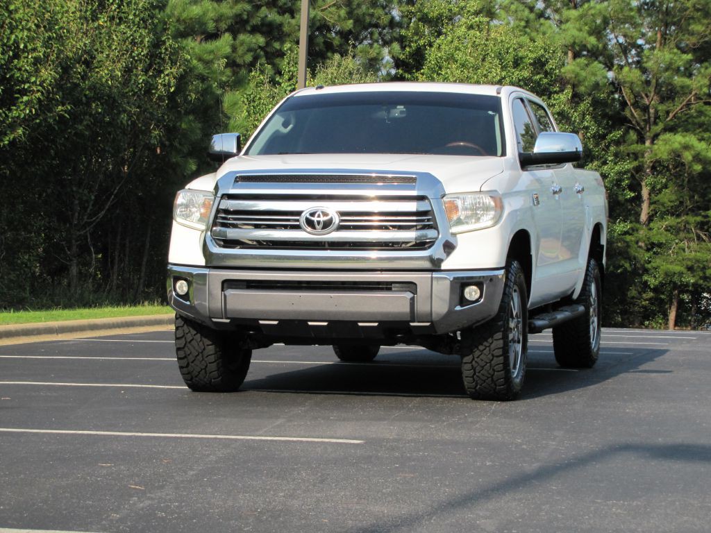 2016 Toyota Tundra Image 8