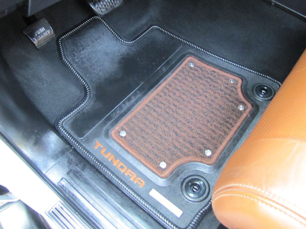 2016 Toyota Tundra Image 15