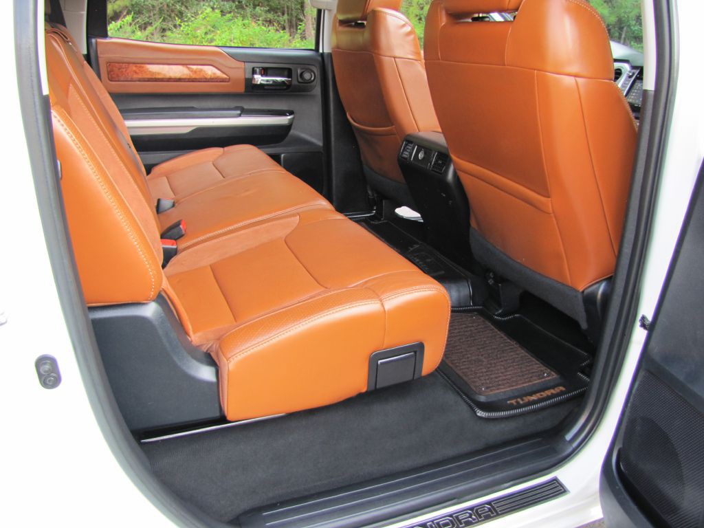 2016 Toyota Tundra Image 20