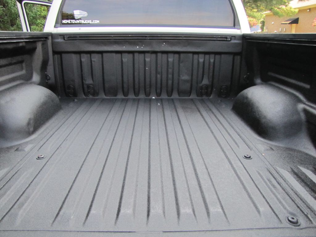 2016 Toyota Tundra Image 31