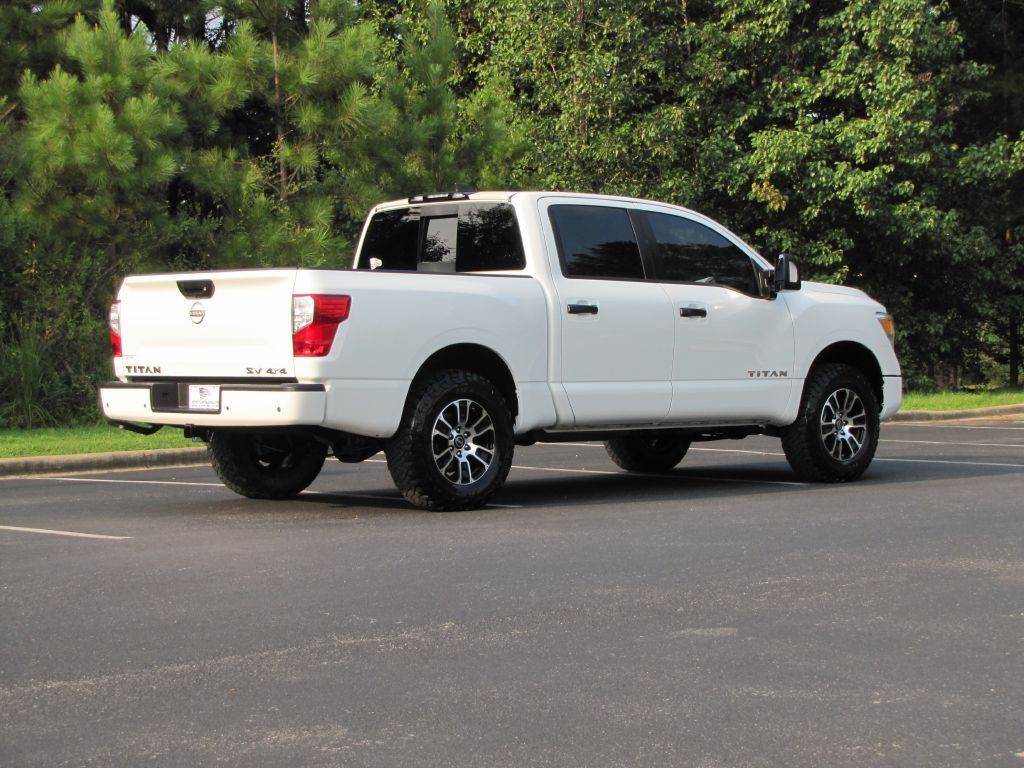 2024 Nissan Titan Image 6