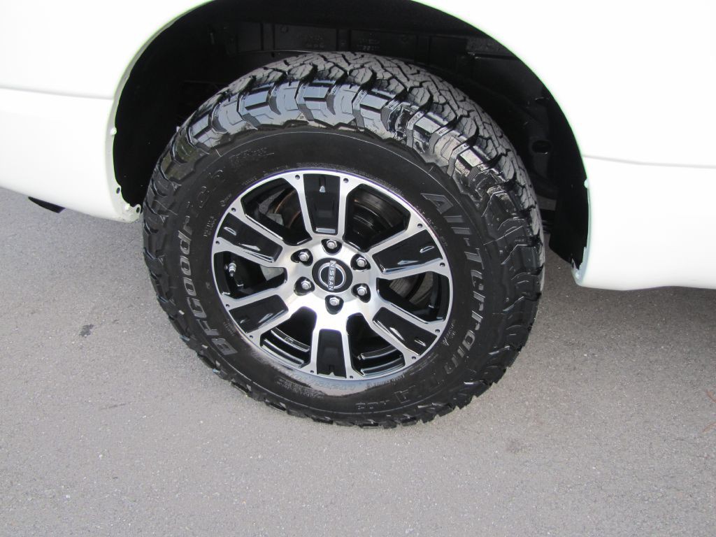 2024 Nissan Titan Image 26