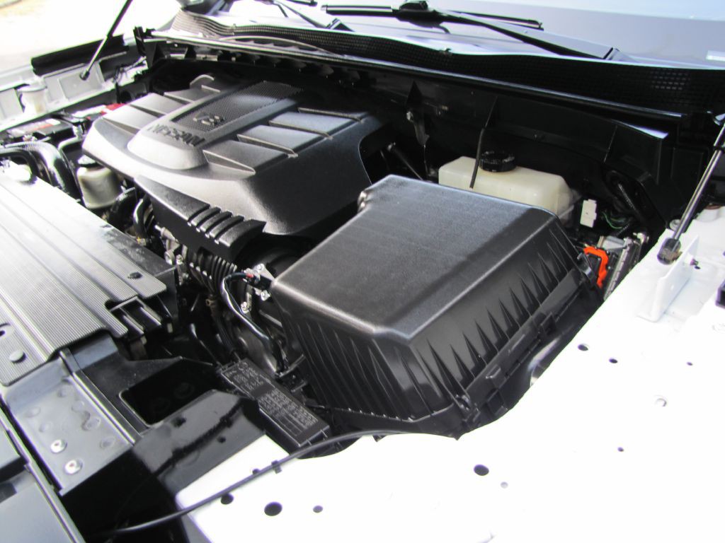 2024 Nissan Titan Image 38