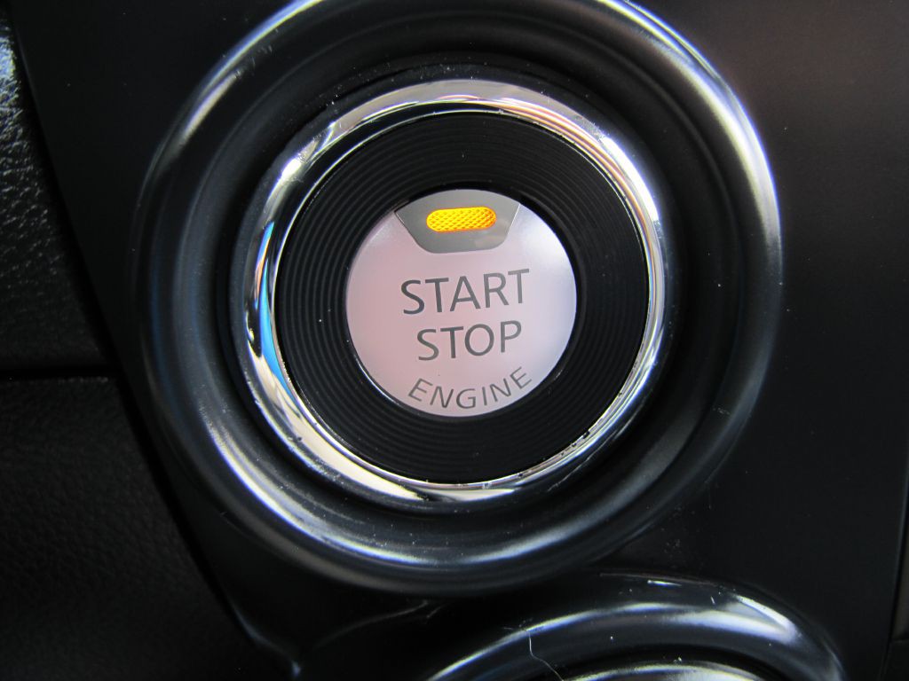 2024 Nissan Titan Image 40