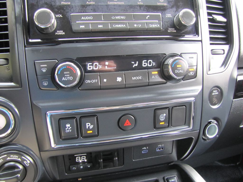 2024 Nissan Titan Image 42
