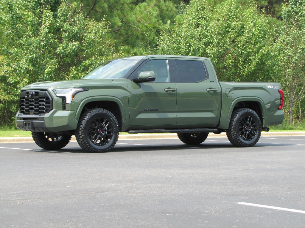 2023 Toyota Tundra Image 3