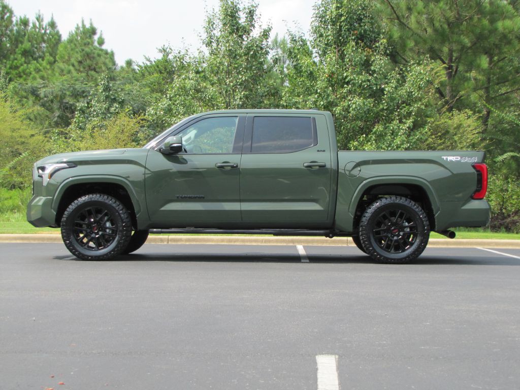 2023 Toyota Tundra Image 5