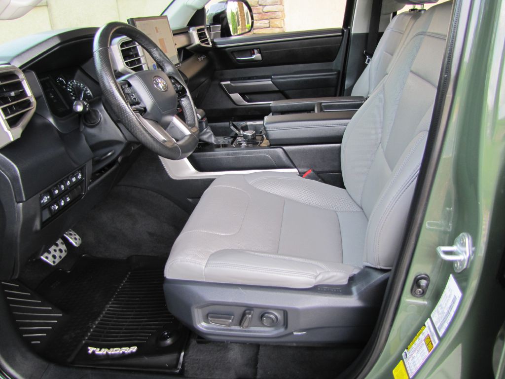 2023 Toyota Tundra Image 12