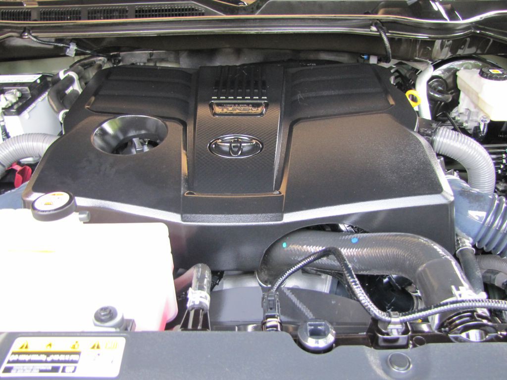 2023 Toyota Tundra Image 38