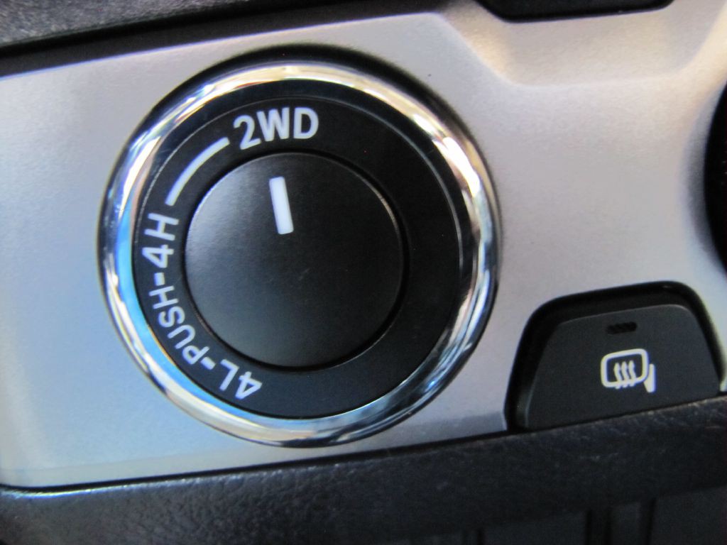 2023 Toyota Tacoma Image 39