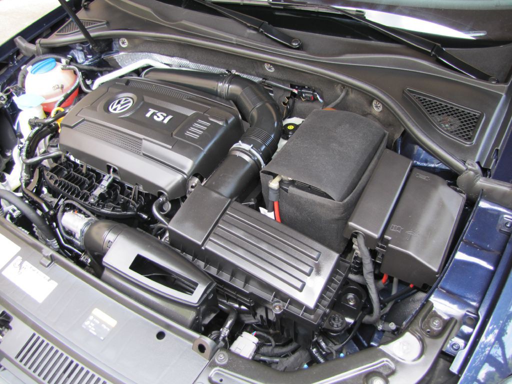 2015 Volkswagen Passat Image 29