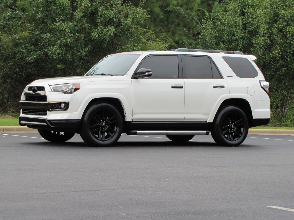 2019 Toyota 4Runner Image 3