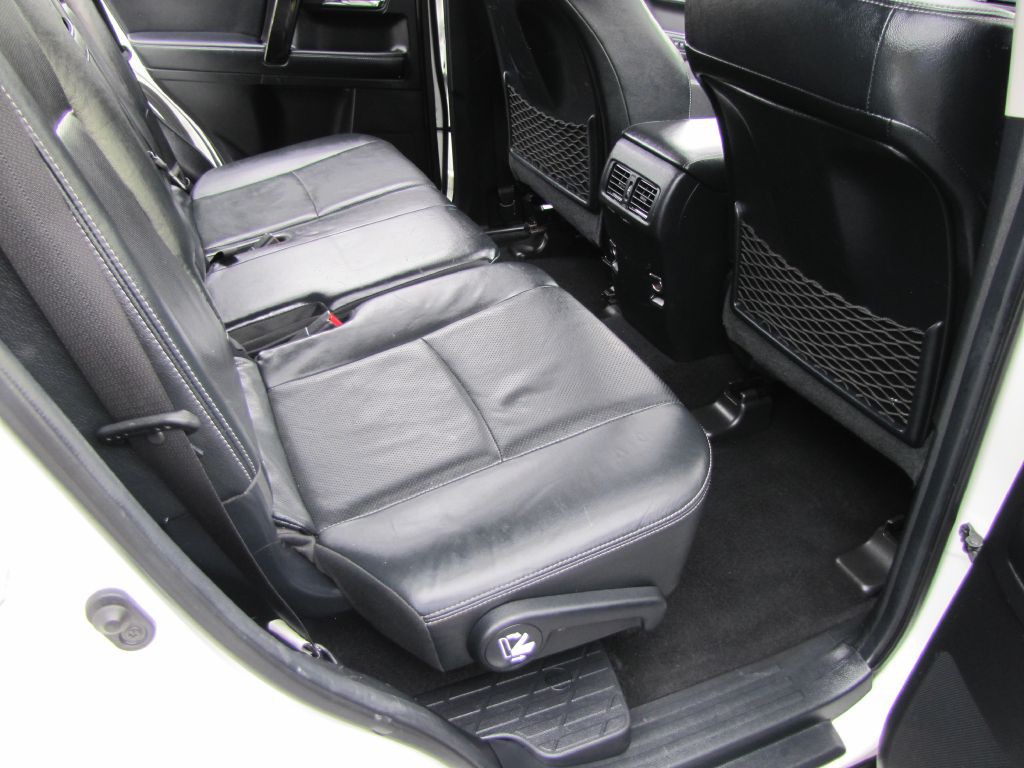 2019 Toyota 4Runner Image 21
