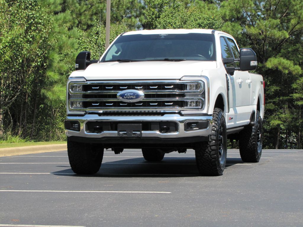 2025 Ford F-250 Image 8