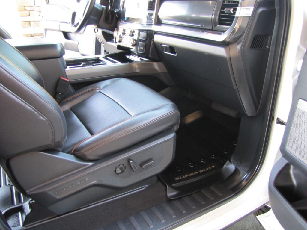 2025 Ford F-250 Image 23