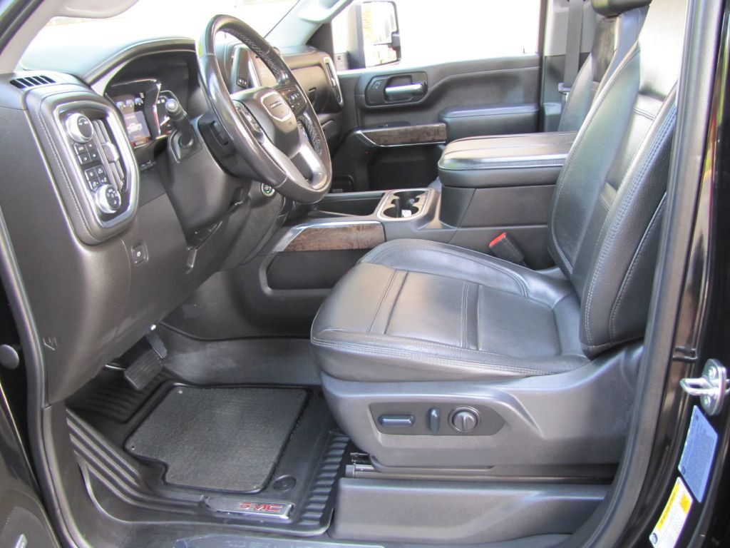 2023 GMC Sierra Image 12