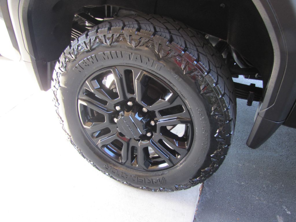 2023 GMC Sierra Image 27