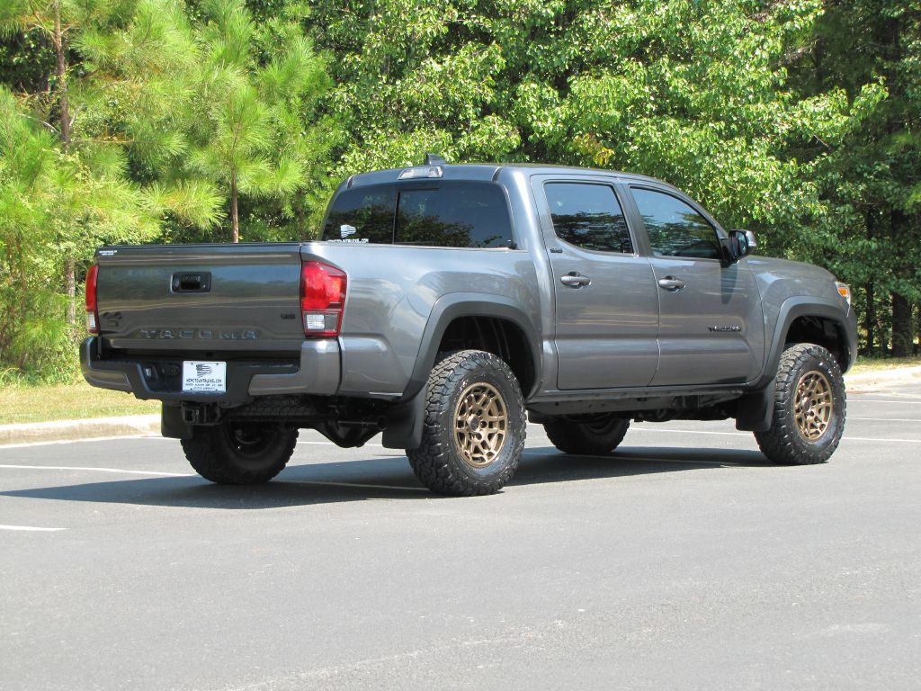 2023 Toyota Tacoma Image 6