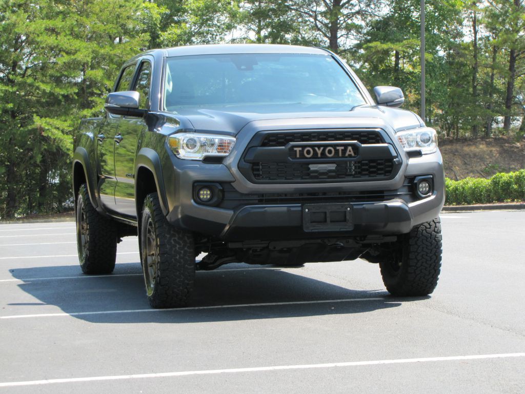 2023 Toyota Tacoma Image 9