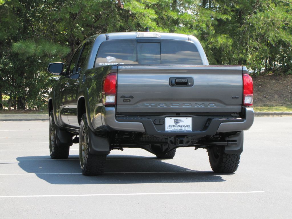 2023 Toyota Tacoma Image 11