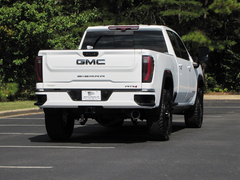 2024 GMC Sierra Image 10