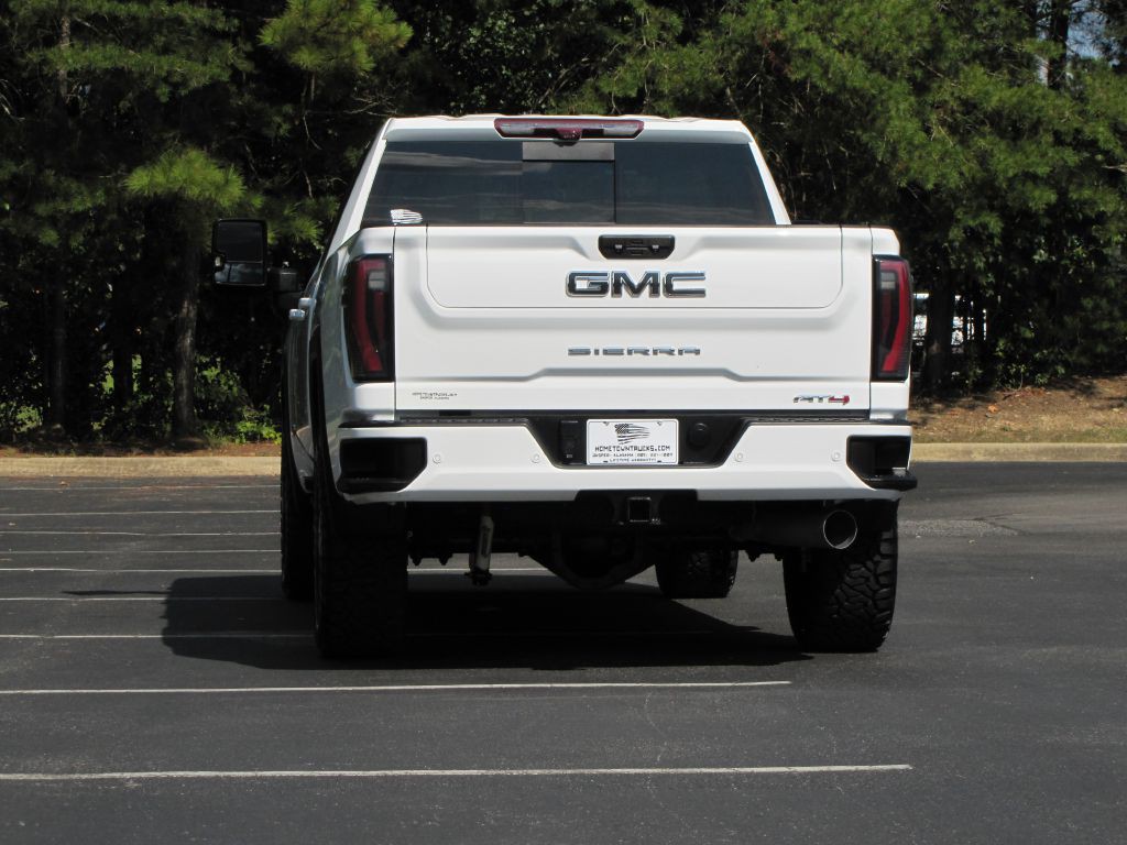 2024 GMC Sierra Image 11