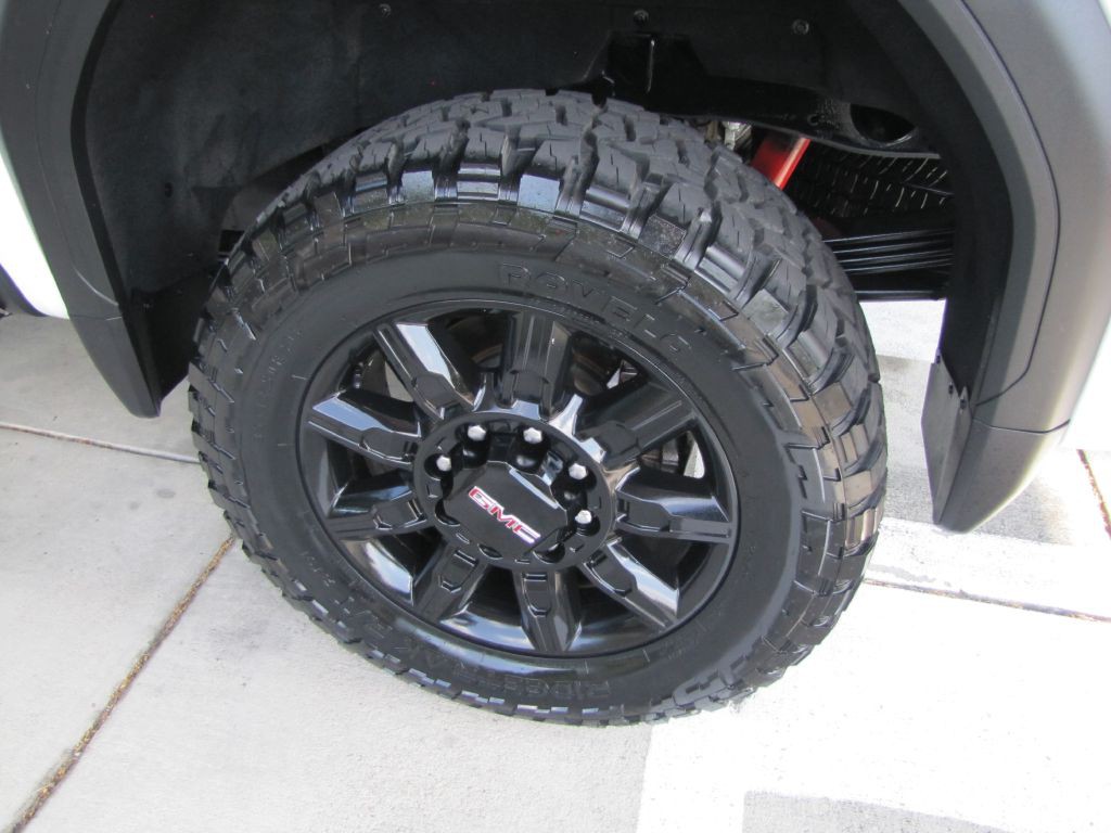 2024 GMC Sierra Image 33