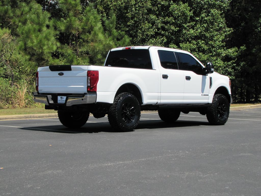 2022 Ford F-250 Image 6