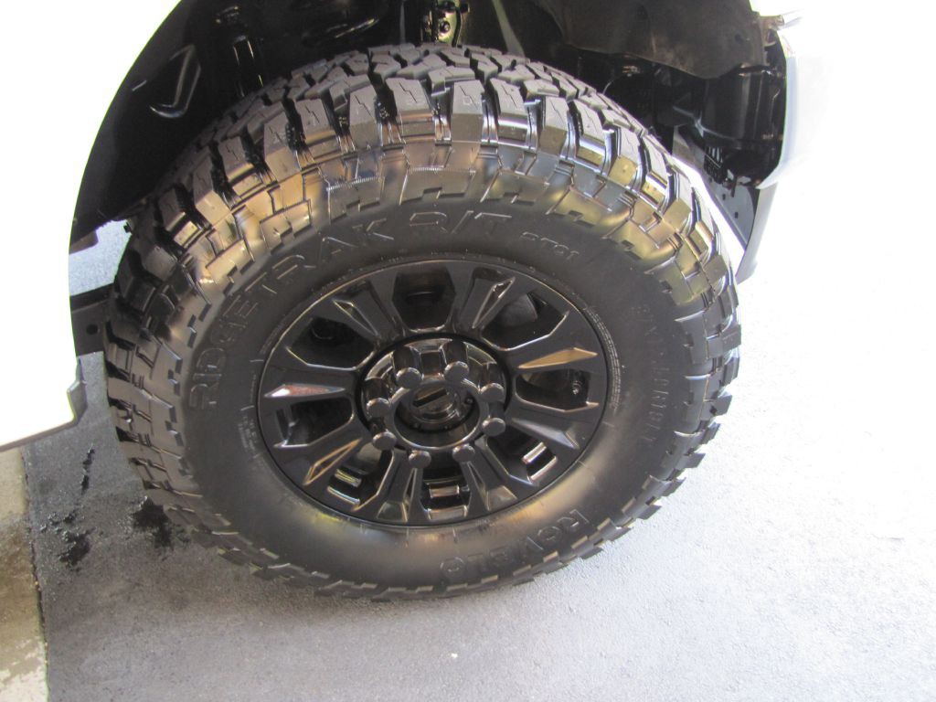 2022 Ford F-250 Image 22