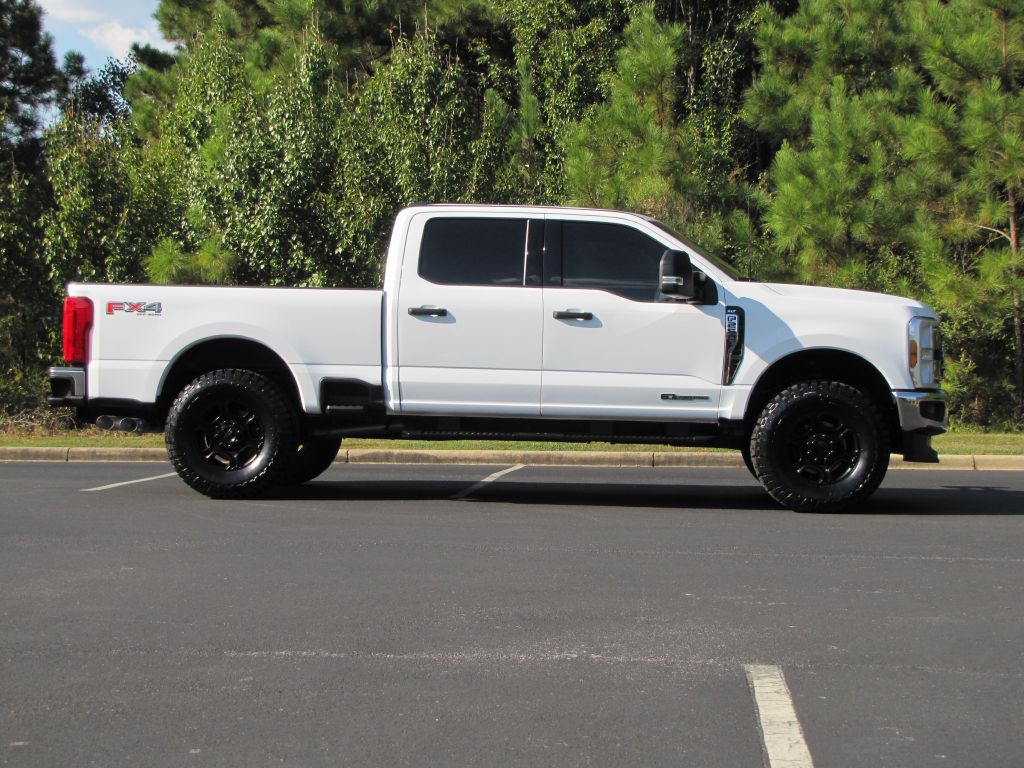 2025 Ford F-250 Image 4