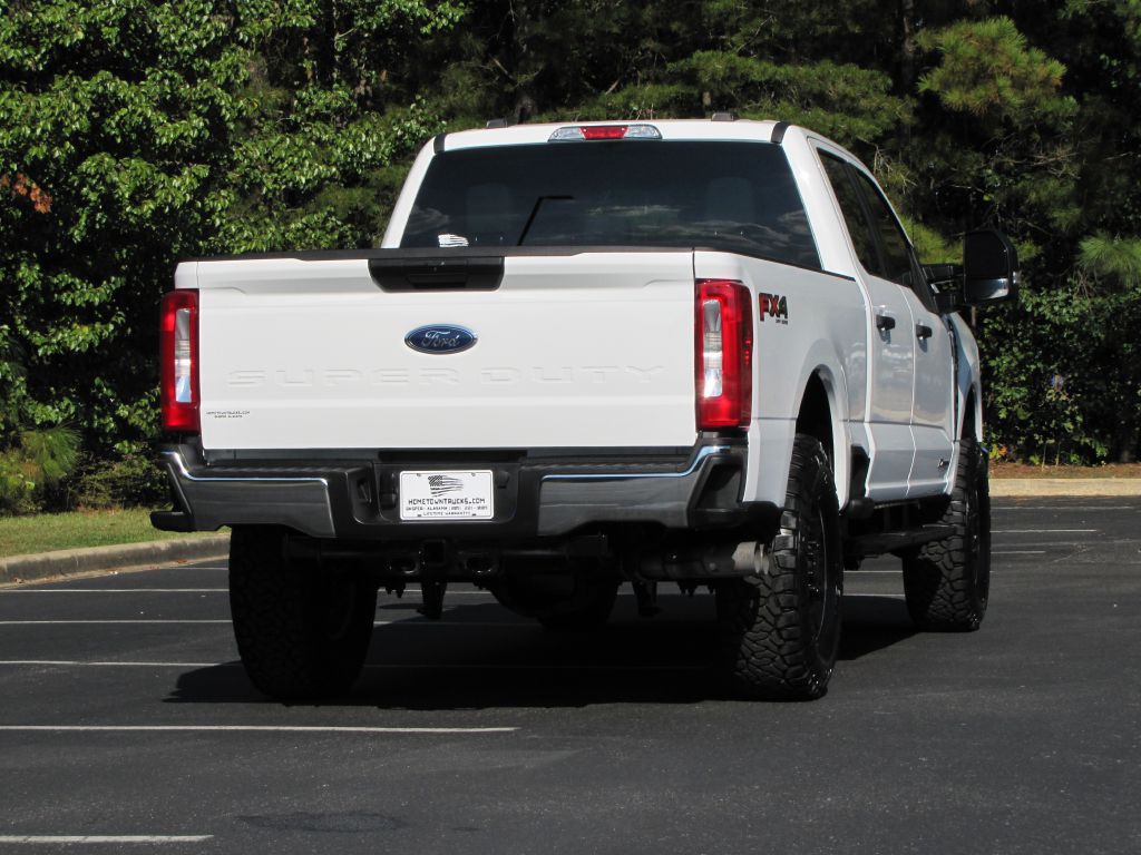 2025 Ford F-250 Image 10