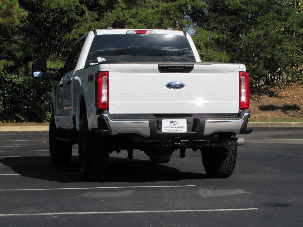 2025 Ford F-250 Image 11