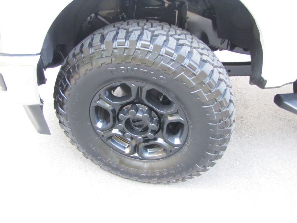 2025 Ford F-250 Image 36