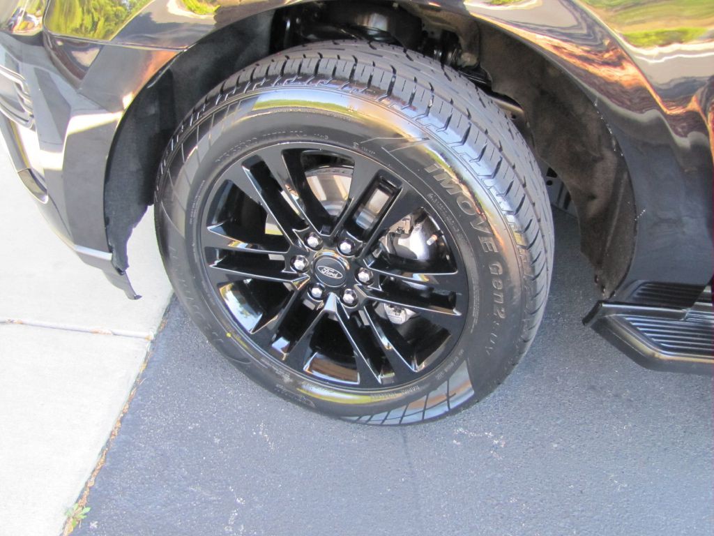 2024 Ford Expedition Image 30