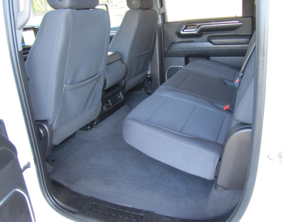 2024 Chevrolet Silverado 1500 Image 18