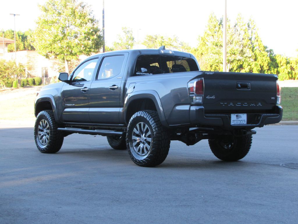 2021 Toyota Tacoma Image 10