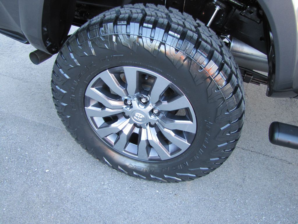 2021 Toyota Tacoma Image 27