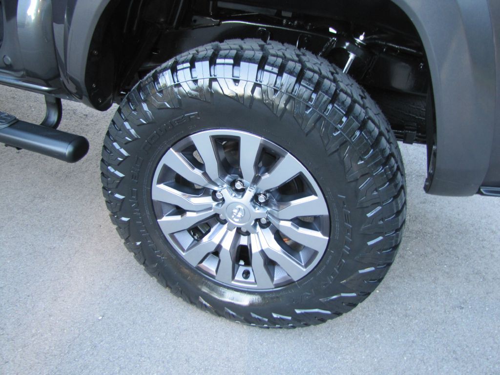 2021 Toyota Tacoma Image 33