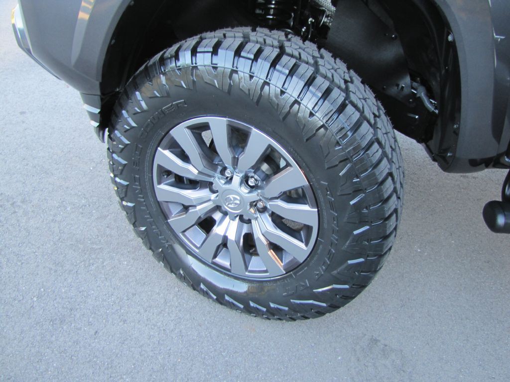 2021 Toyota Tacoma Image 36