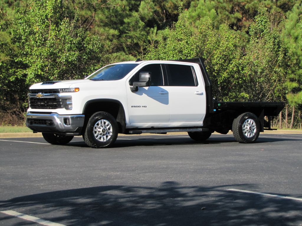 2025 Chevrolet Silverado 1500 Image 3