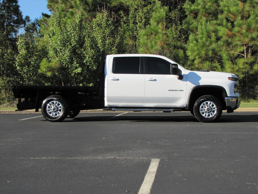 2025 Chevrolet Silverado 1500 Image 4