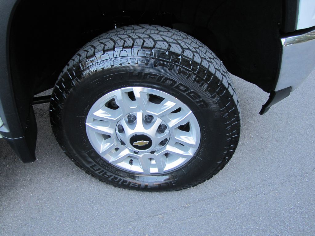 2025 Chevrolet Silverado 1500 Image 26