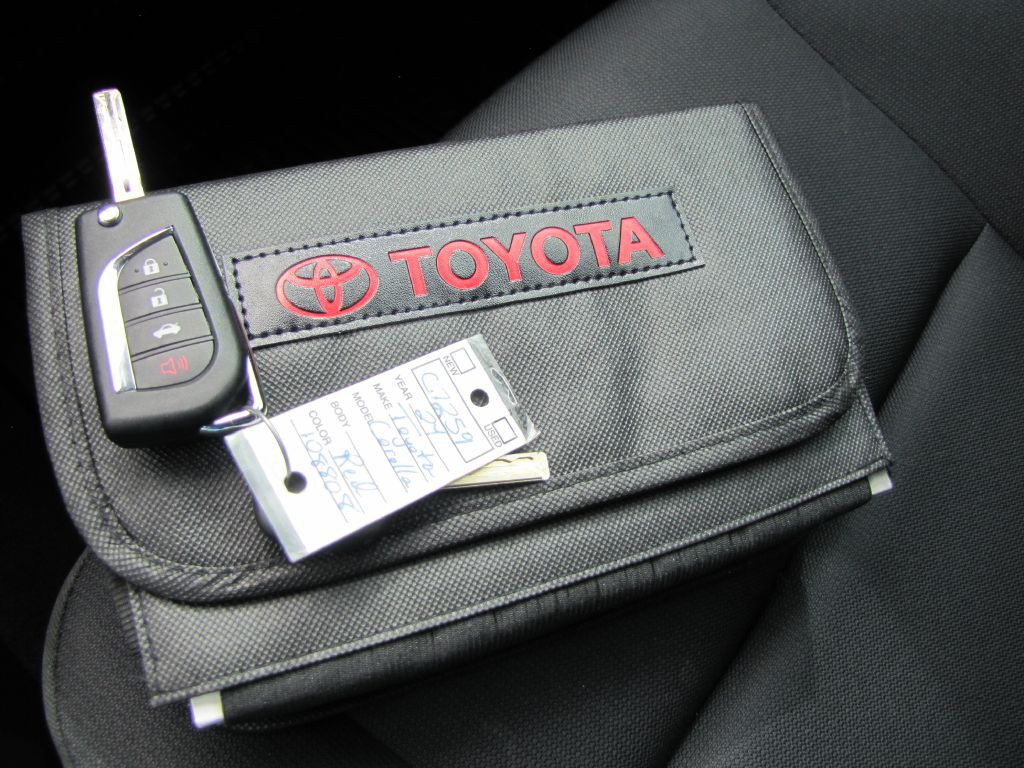 2024 Toyota Corolla Image 32