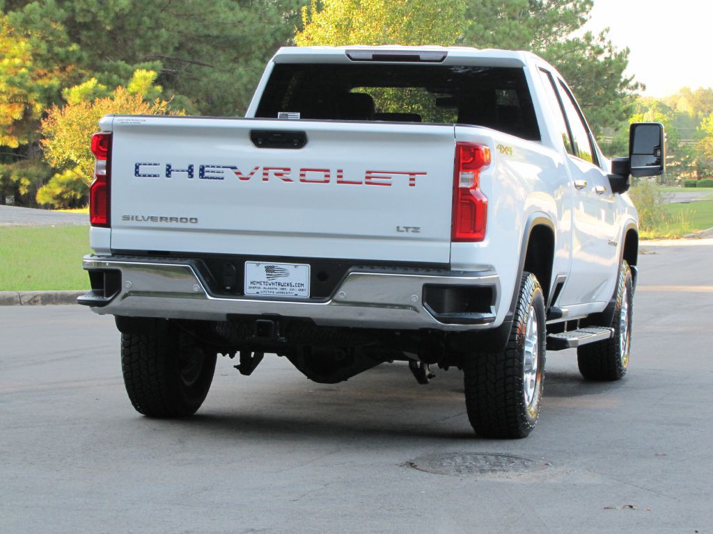 2022 Chevrolet Silverado 1500 Image 11